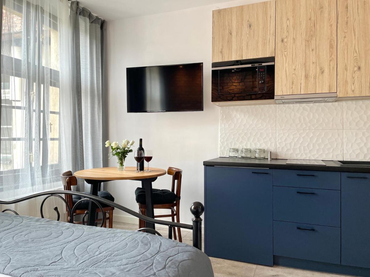 Stary Toruń Copernicus Street Apartment - Broken Flowers And Twin Peaks מראה חיצוני תמונה