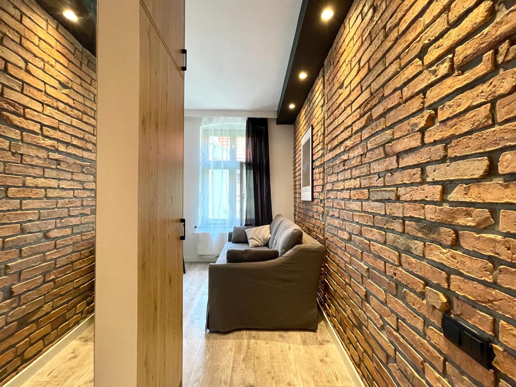 Stary Toruń Copernicus Street Apartment - Broken Flowers And Twin Peaks מראה חיצוני תמונה